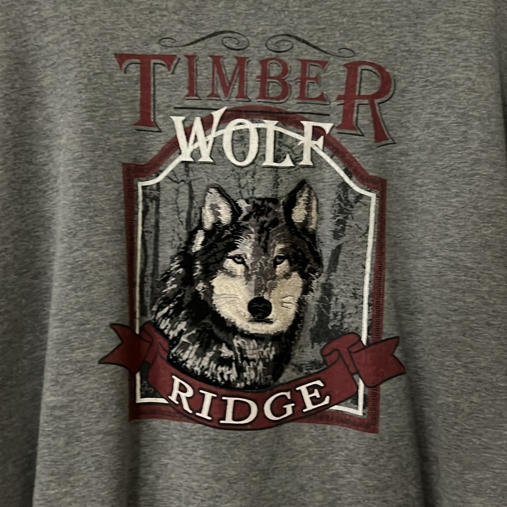 Timber Wolf Ridge Pullover Sweatshirt Embroidered Wolf Spell-Out Croft & Barrow - Picture 2 of 5